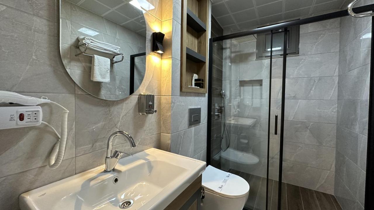 Otel Quality Gold *