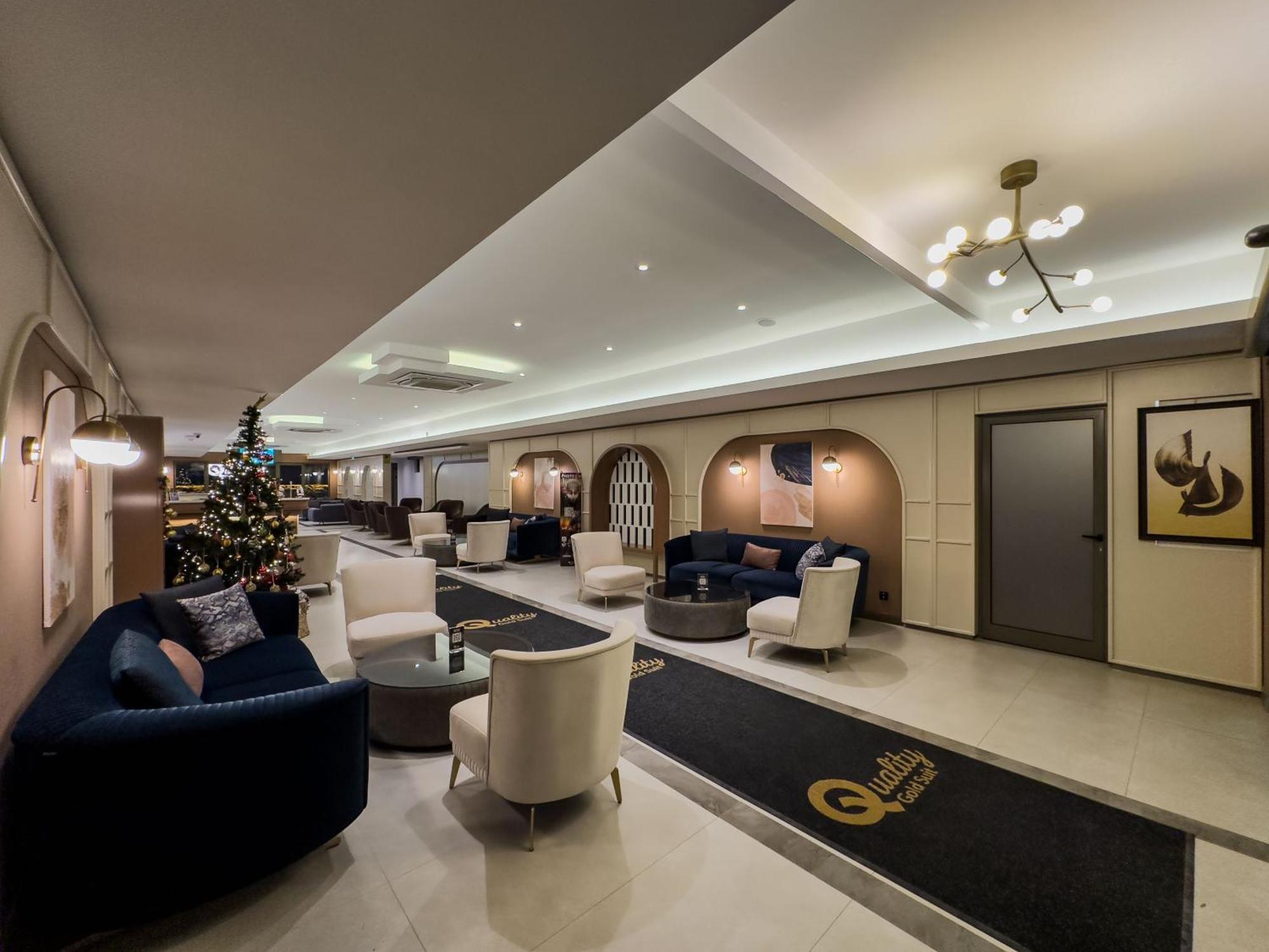 Quality Gold Otel *