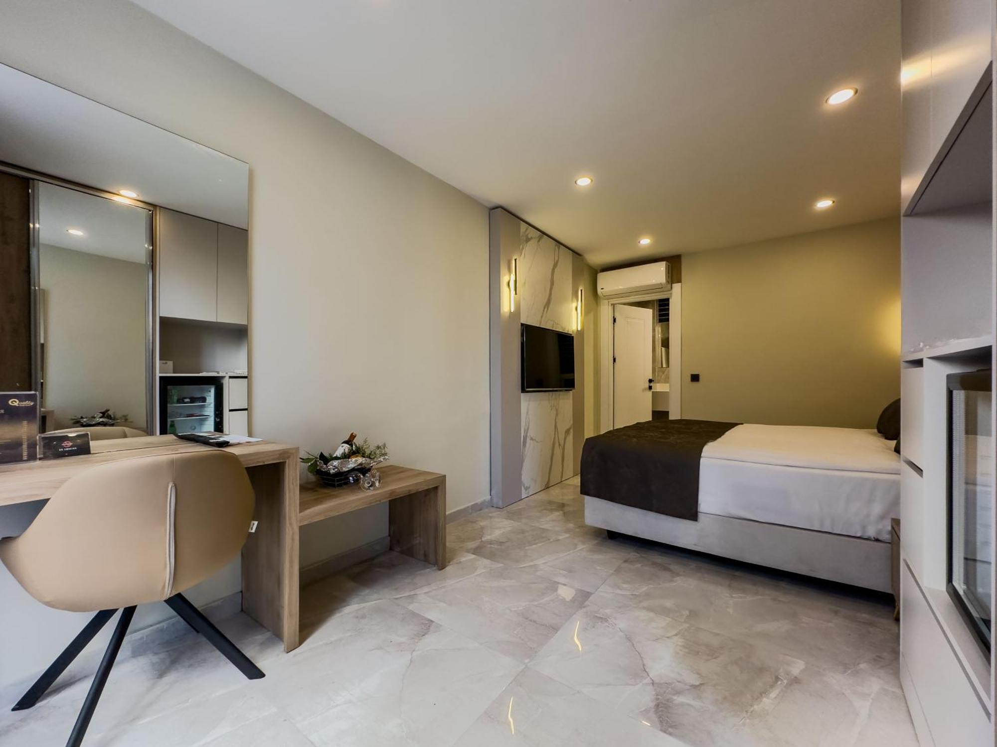 Otel Quality Gold Antalya